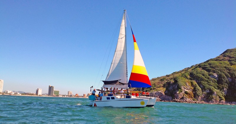 Mazatlán Catamaran Sail & Snorkel