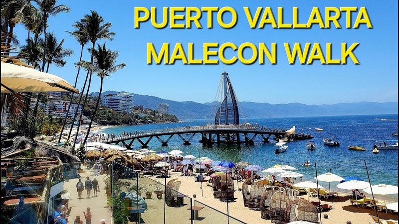 Malecon Boardwalk Walking Tour