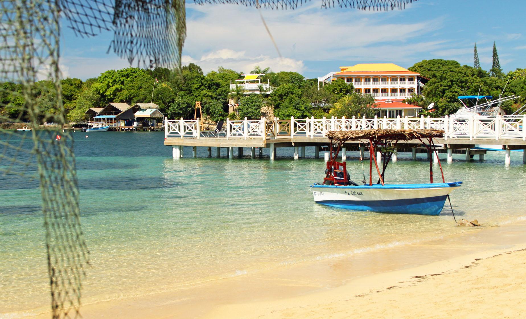 Roatan Scooter Island Tour