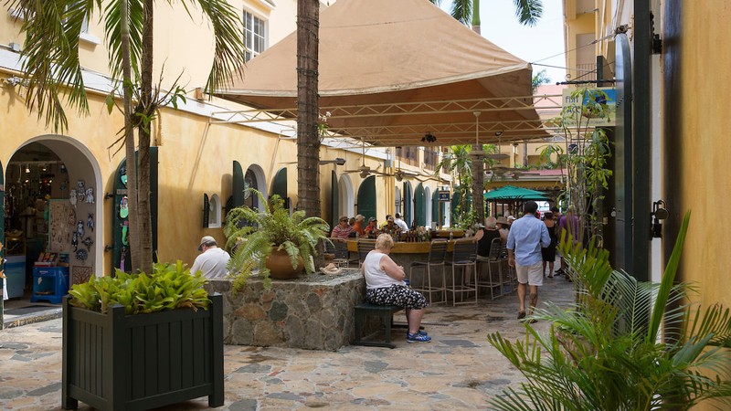 Charlotte Amalie Shopping & History Walk