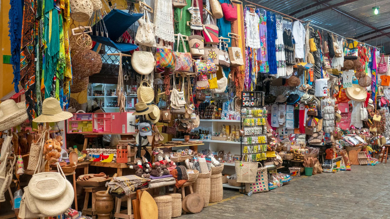 Lokono Cove Shopping & Culture Walk